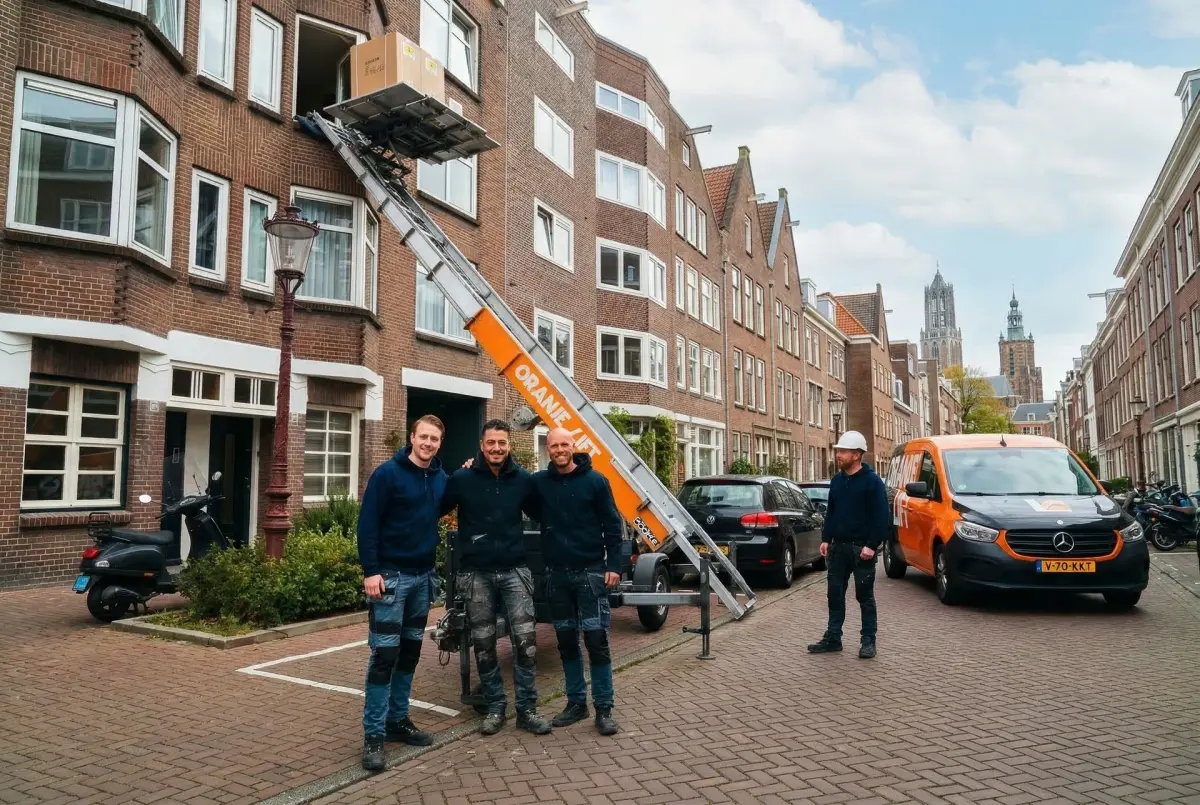 Verhuislift in gebruik bij appartementencomplex Ridderkerk